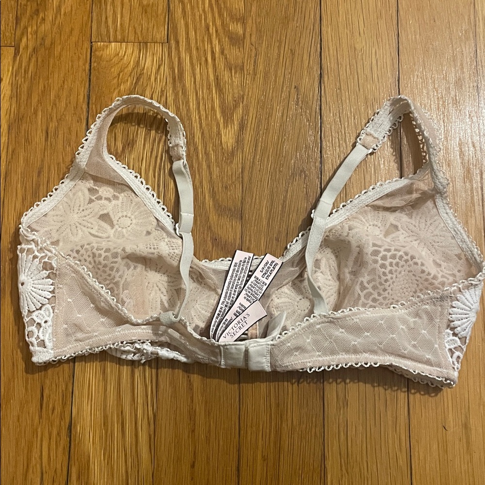 Victoria’s Secret Dream Angels Floral Bra - Picture 3 of 3